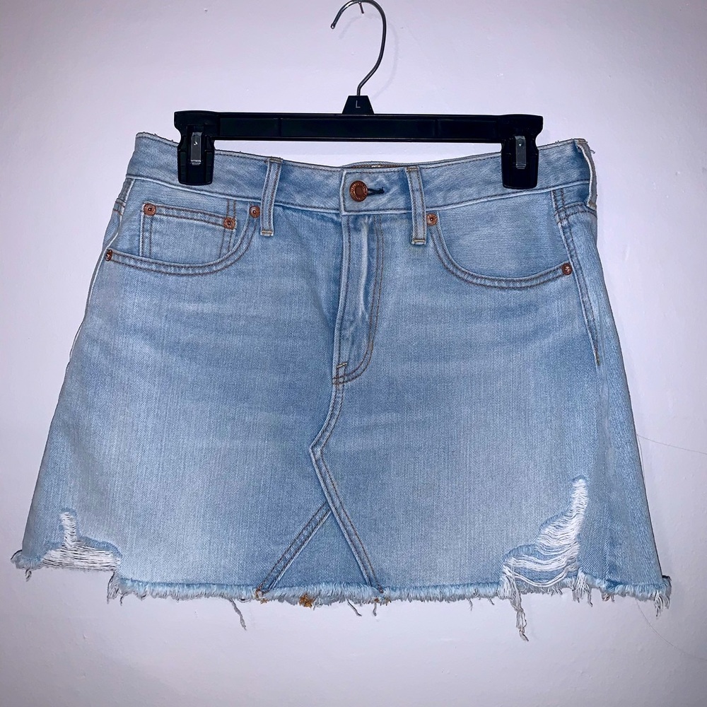 American Eagle light wash Jean Skirt